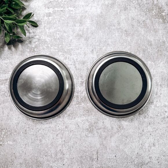 Small Silver Stainless Steel Cat Dishes - Picture 2 of 3